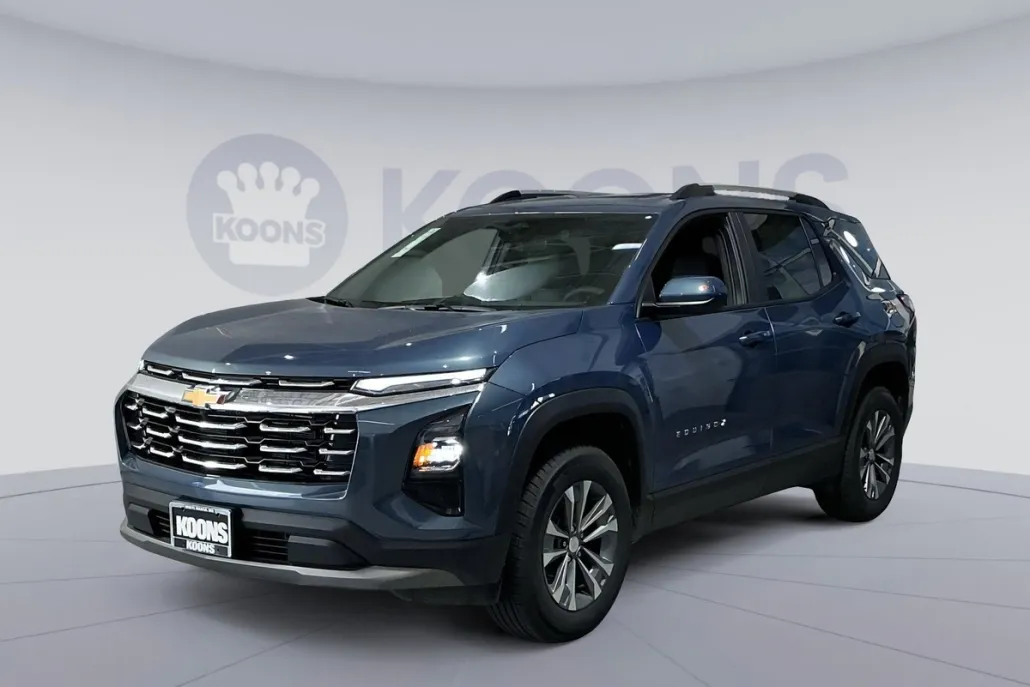 2026 Chevrolet Equinox LT photo 1