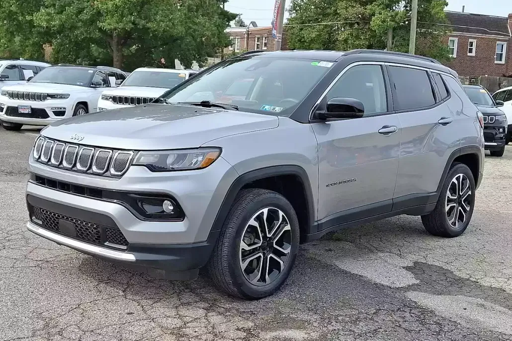 2022 Jeep Compass Limited photo 1