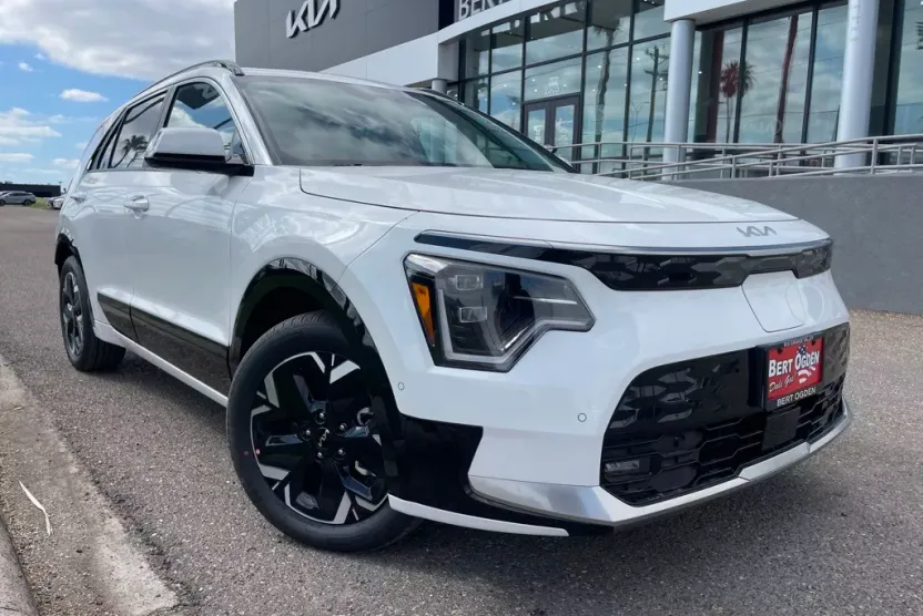 2024 Kia Niro EV Wave photo 1