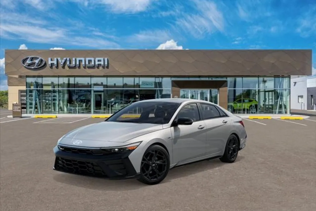 2025 Hyundai Elantra N Line photo 1