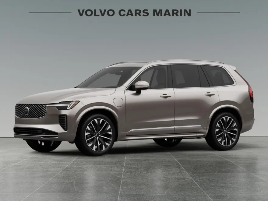 2026 Volvo XC90 T8 Plus photo 1
