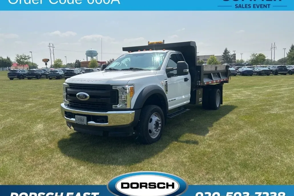 2017 Ford F-550 photo 1