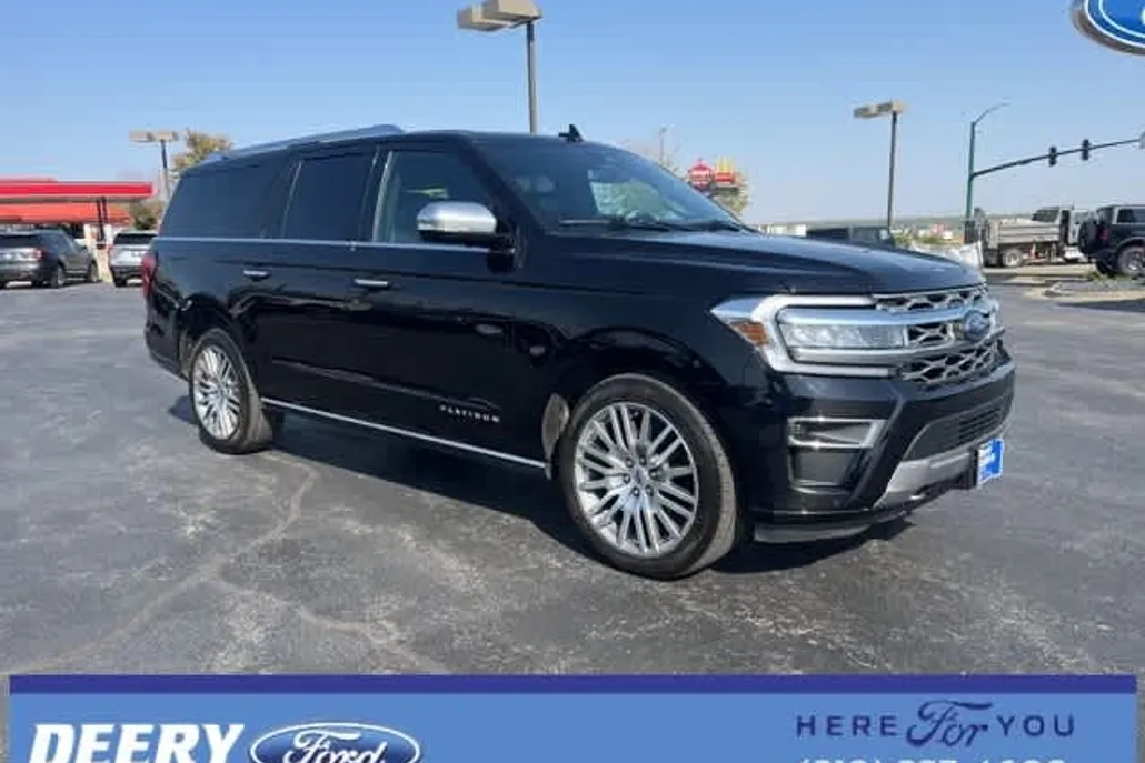 2022 Ford Expedition MAX Platinum photo 1
