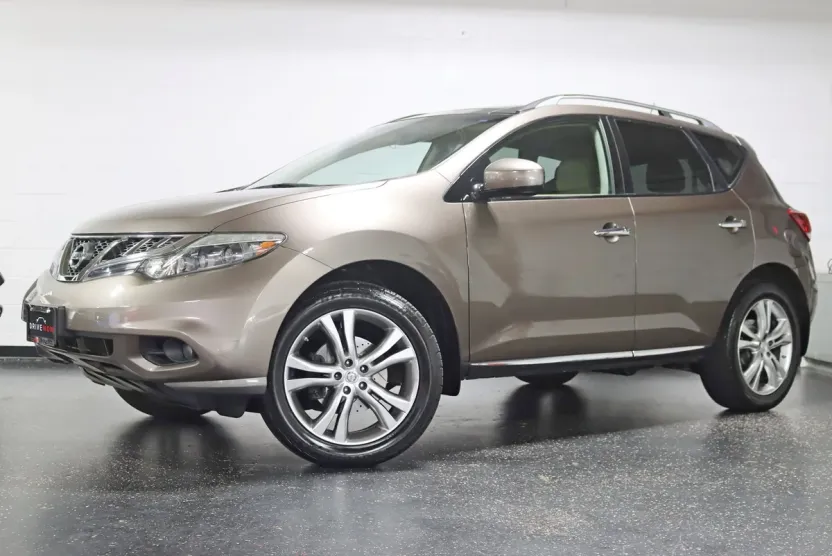 2011 Nissan Murano S photo 1