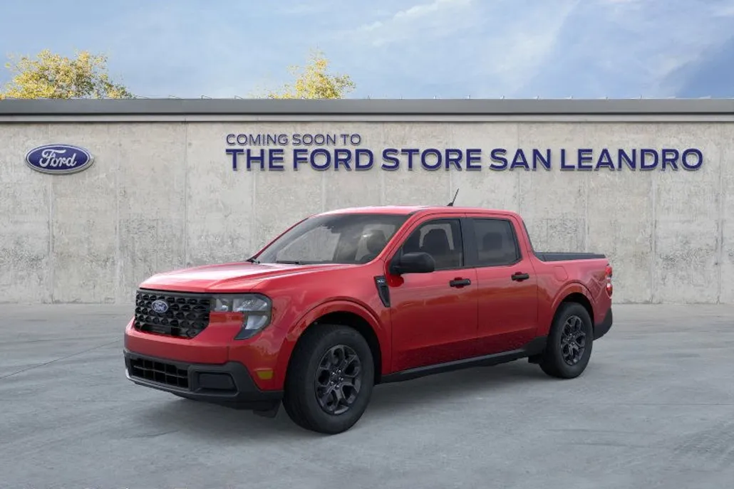 2025 Ford Maverick XLT photo 1