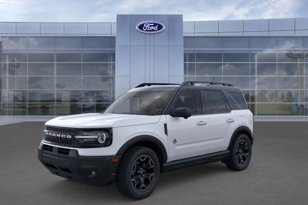 2025 Ford Bronco Sport Outer Banks photo 1