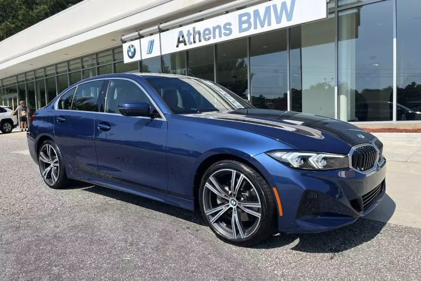 2024 Bmw 330i photo 1