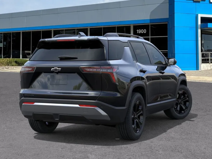2026 Chevrolet Equinox LT photo 1