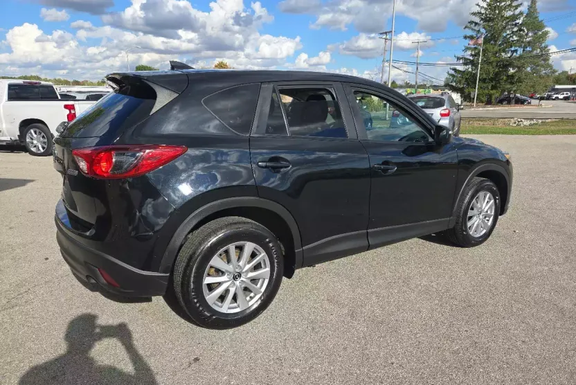 2016 Mazda CX-5 Touring photo 1