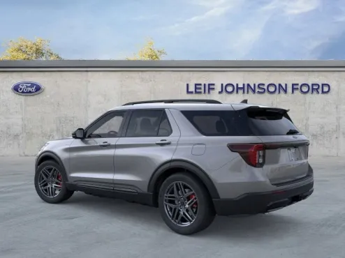2025 Ford Explorer ST-Line photo 4