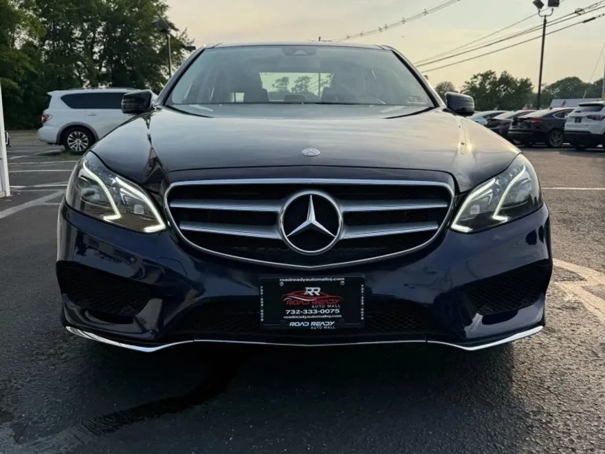 2016 Mercedes Benz E 350 4MATIC Sedan photo 1