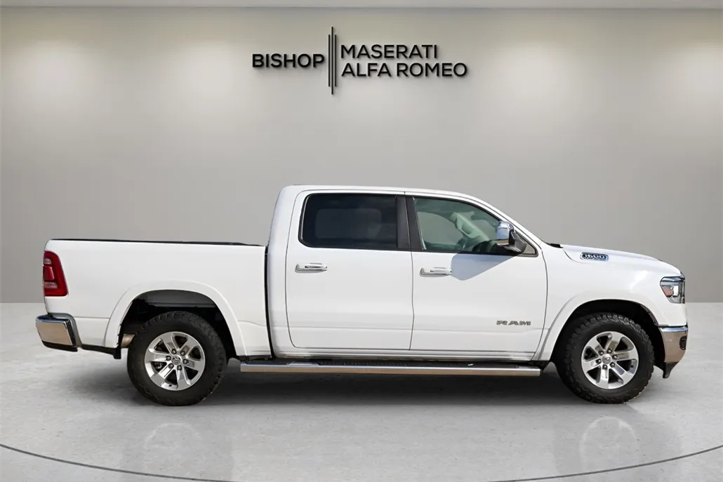 2022 Ram 1500 Laramie photo 1
