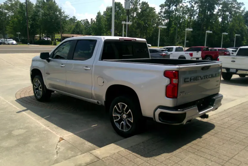 2022 Chevrolet Silverado 1500 RST photo 1