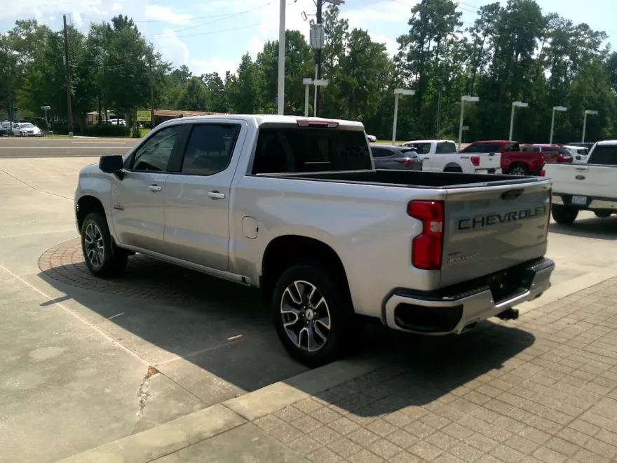 2022 Chevrolet Silverado 1500 RST photo 1