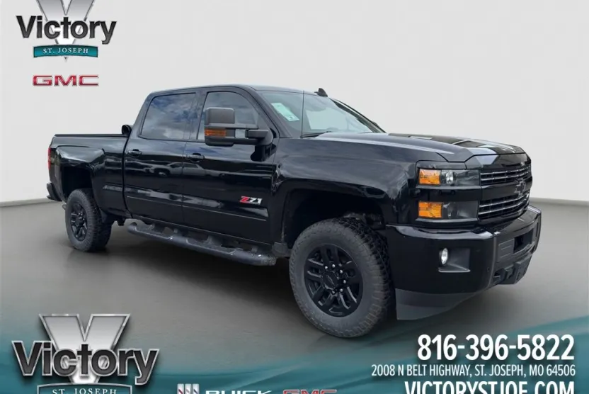 2017 Chevrolet Silverado 2500HD LT photo 1