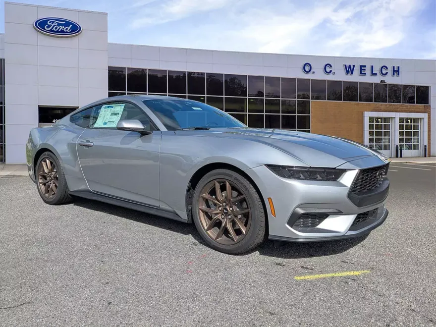 2025 Ford Mustang EcoBoost Premium photo 1