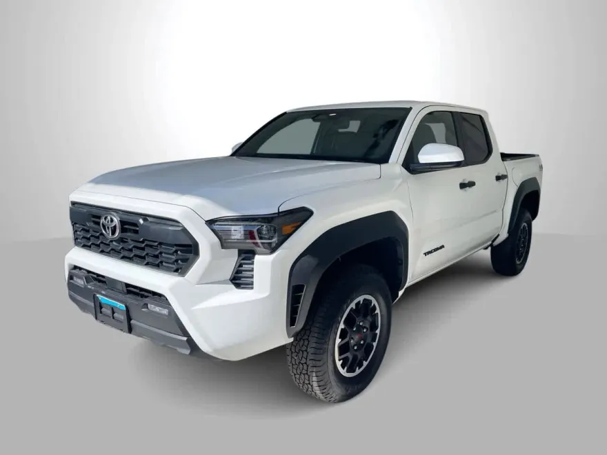 2025 Toyota Tacoma TRD Off-Road 4x4 Double Cab photo 1