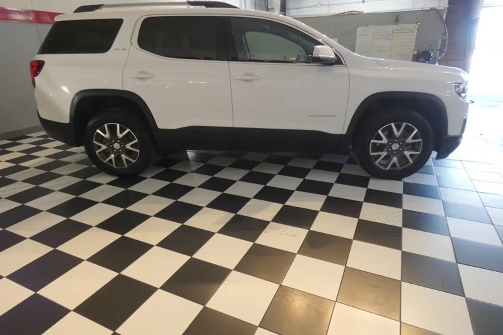 2023 Gmc Acadia SLE photo 1