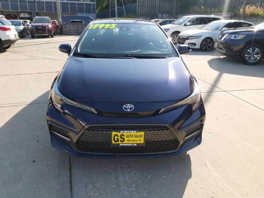2021 Toyota Corolla SE photo 1