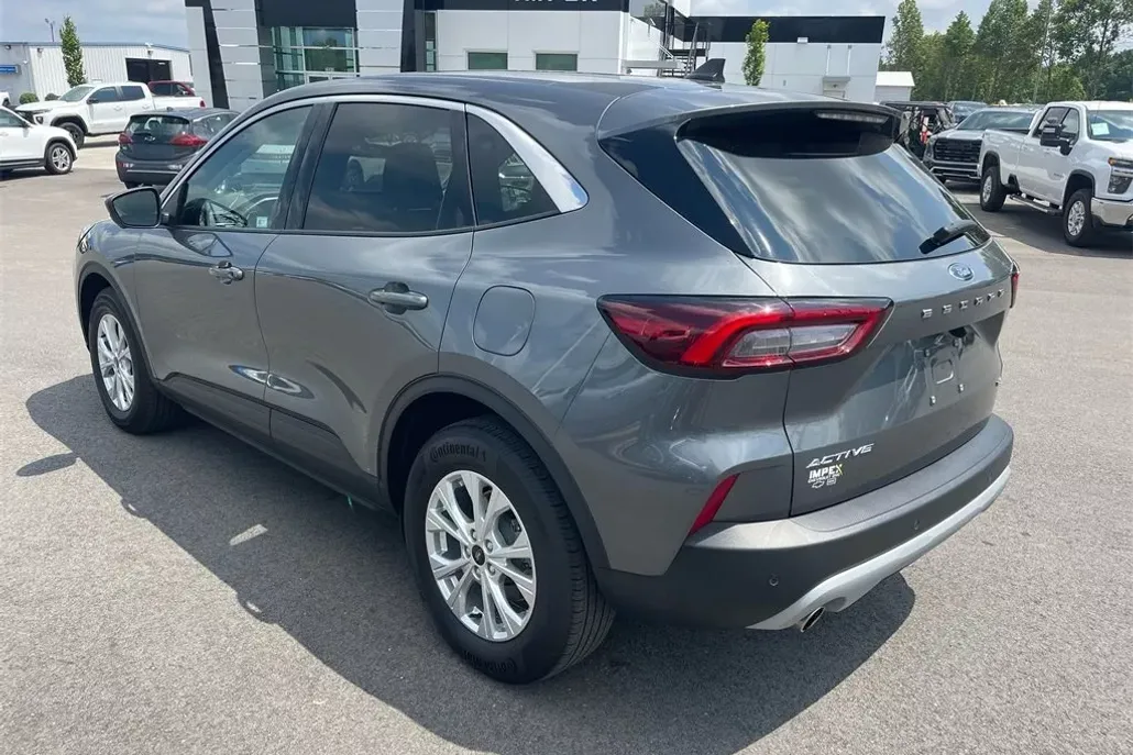 2023 Ford Escape Active photo 1