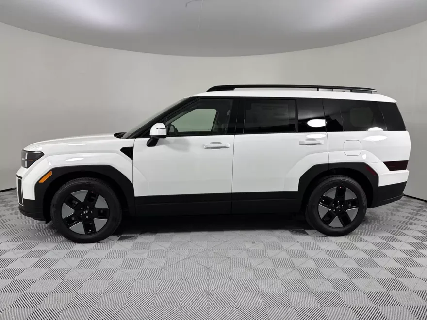2026 Hyundai Santa Fe SEL photo 1