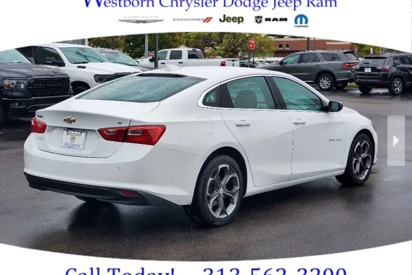 2024 Chevrolet Malibu 1LT photo 1
