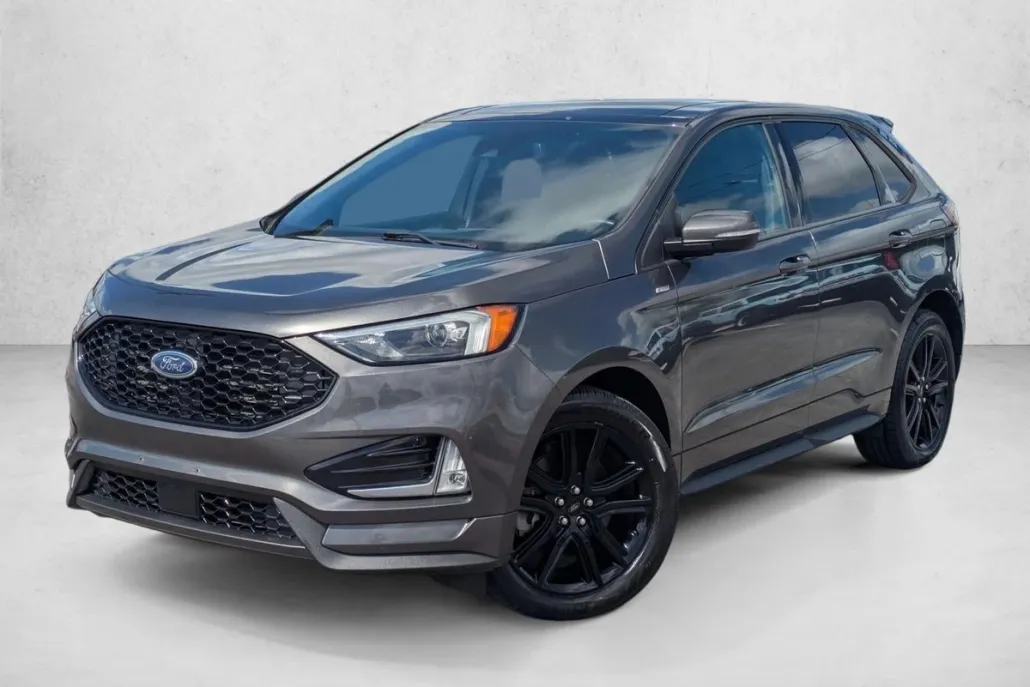 2020 Ford Edge ST photo 1