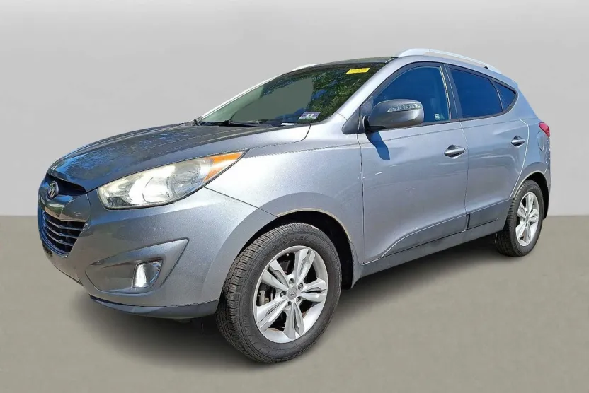 2013 Hyundai Tucson GLS photo 1