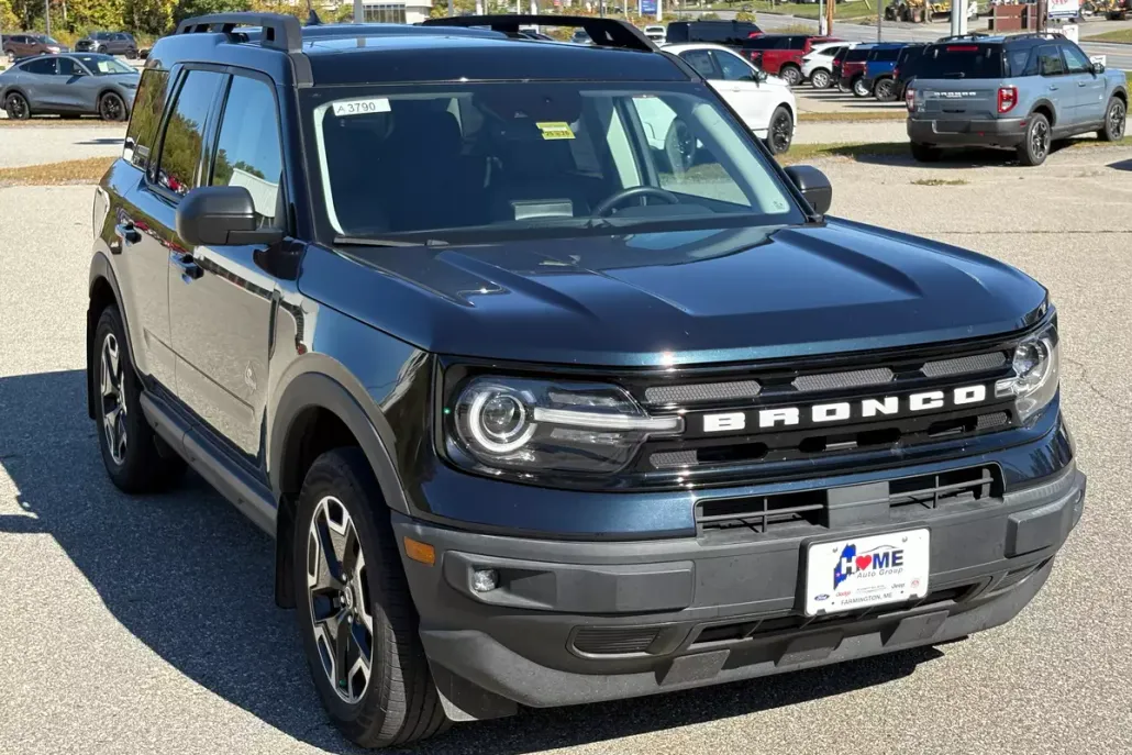 2023 Ford Bronco Sport Outer Banks photo 1