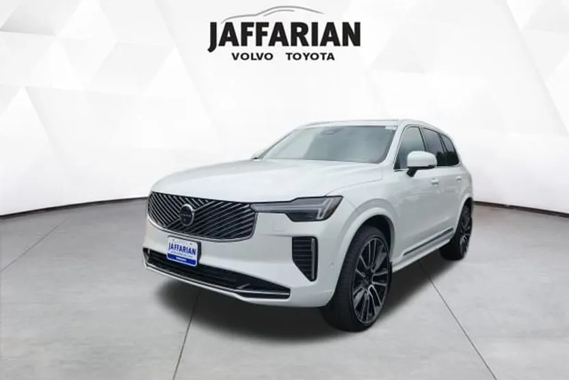 2026 Volvo XC90 Plus photo 1