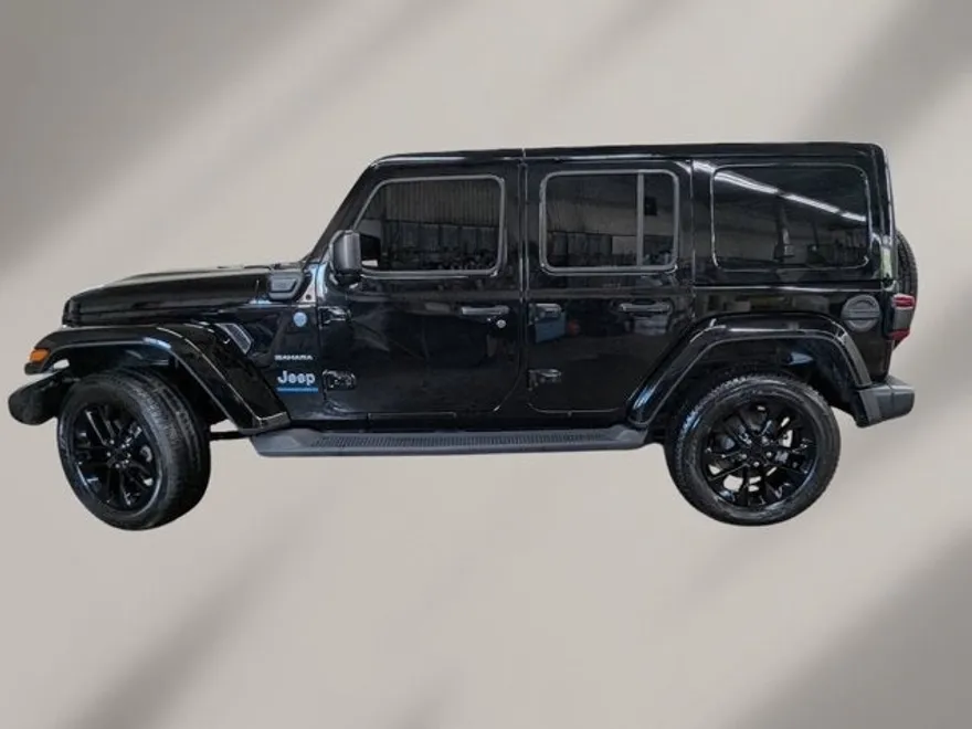 2023 Jeep Wrangler 4xe Sahara photo 1
