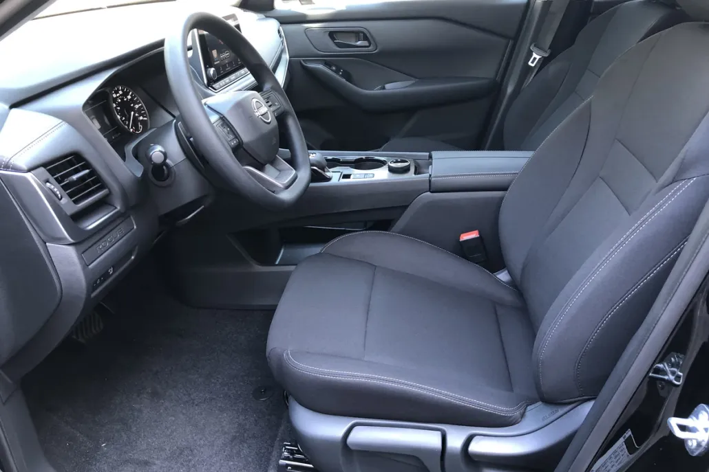 2026 Nissan Rogue S photo 1