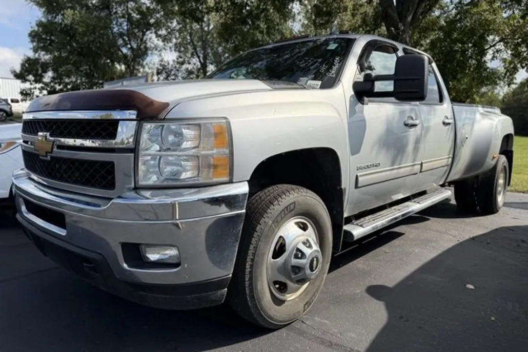 2014 Chevrolet Silverado 3500HD LTZ photo 1