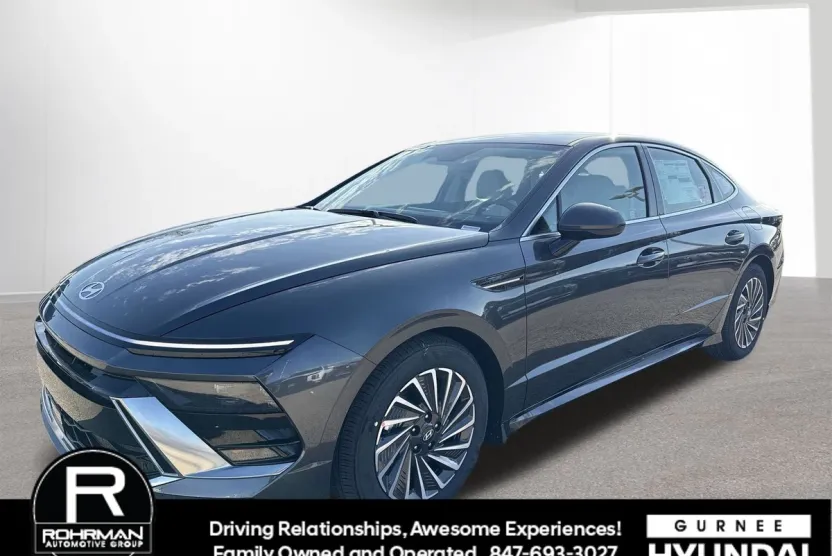 2025 Hyundai Sonata Hybrid SEL photo 1