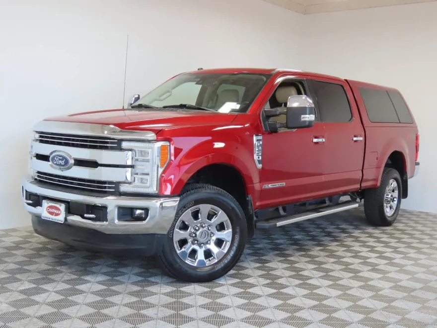 2018 Ford F-250 Lariat photo 1