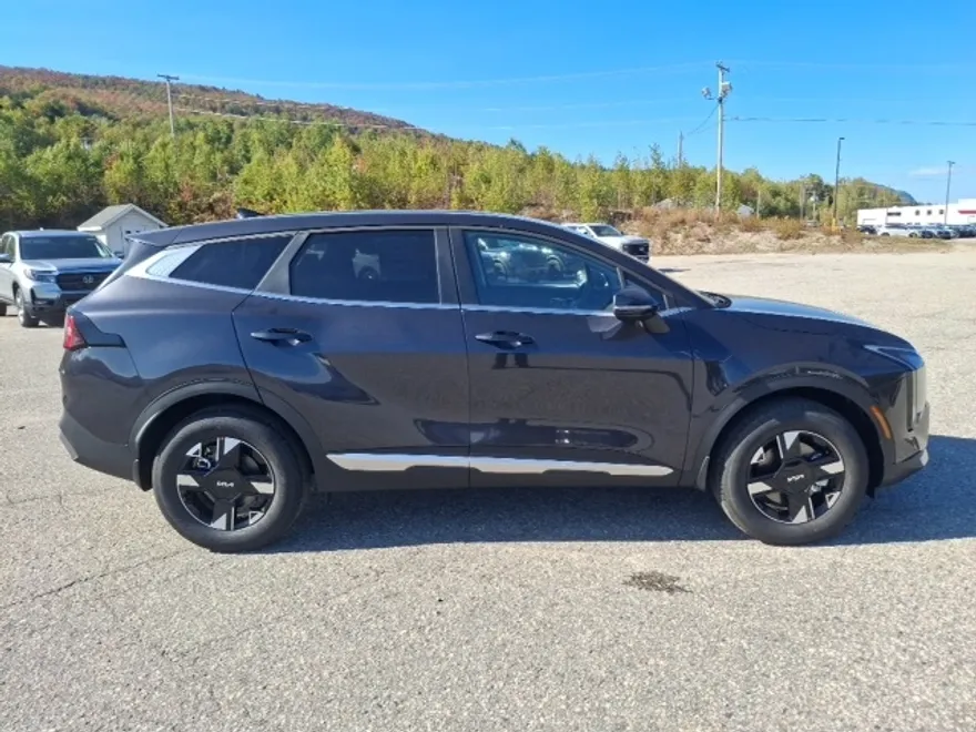 2026 Kia Sportage LX photo 1