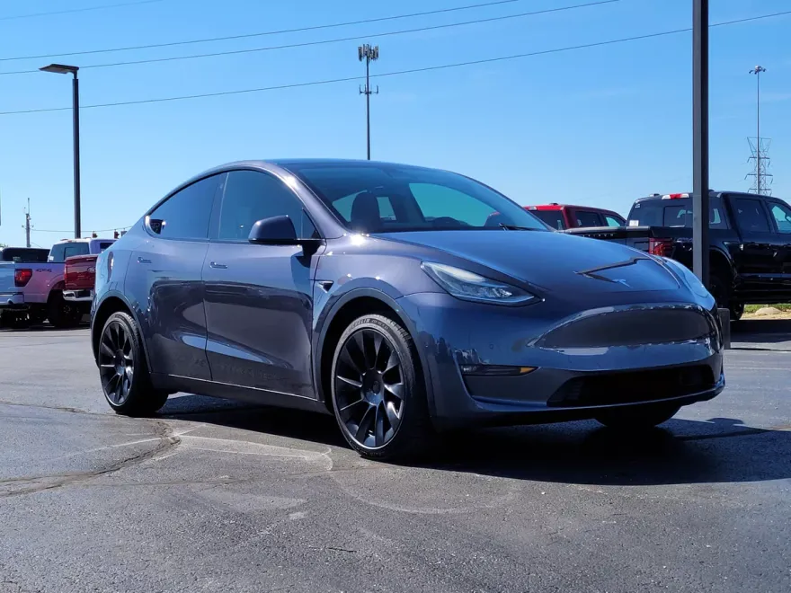 2021 Tesla Model Y Long Range photo 1