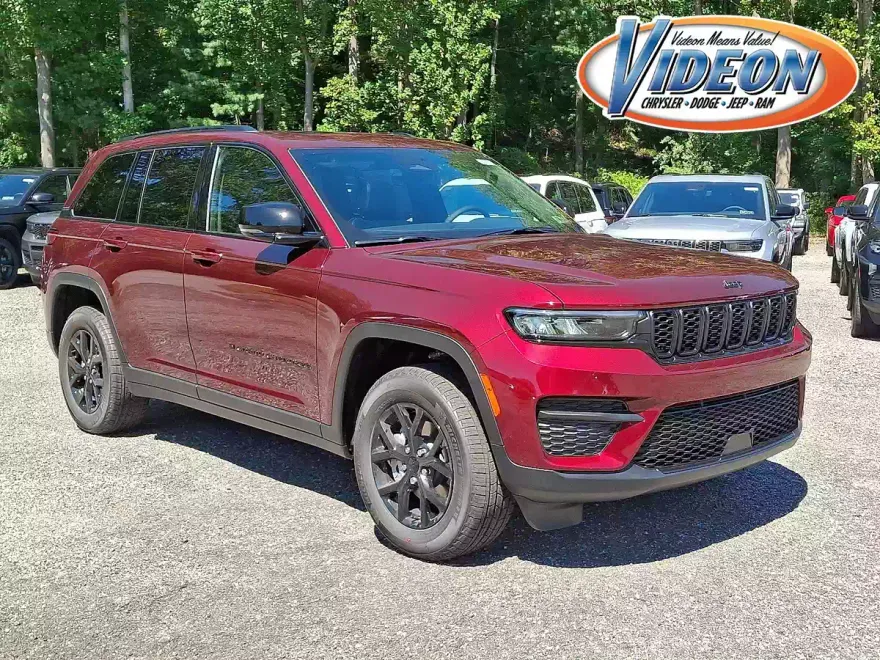 2025 Jeep Grand Cherokee Altitude X photo 1