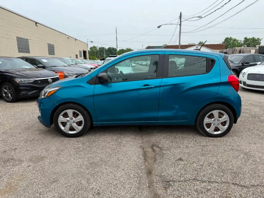 2019 Chevrolet Spark LS photo 1