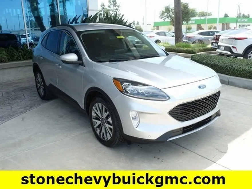 2020 Ford Escape Titanium photo 1