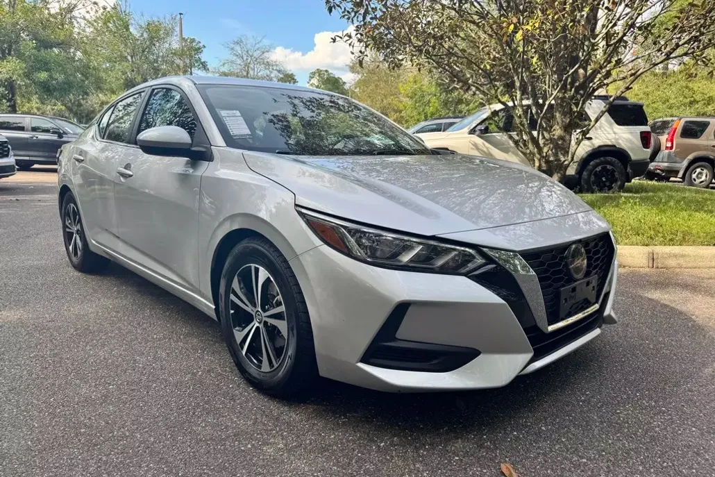 2023 Nissan Sentra SV photo 1