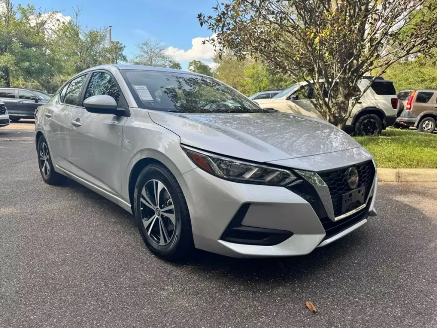 2023 Nissan Sentra SV photo 1