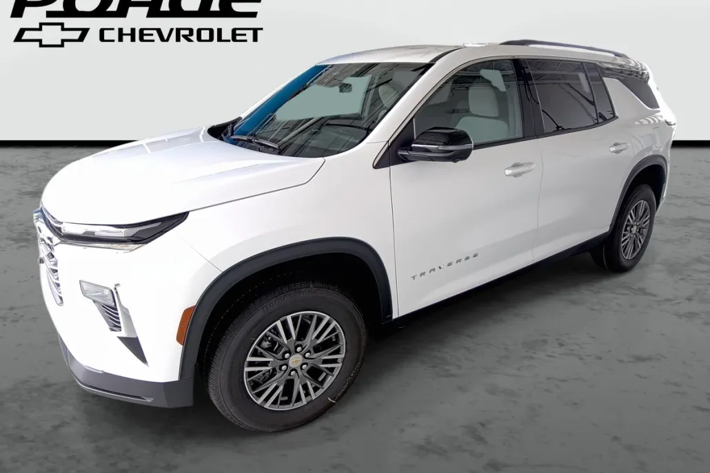 2026 Chevrolet Traverse photo 1
