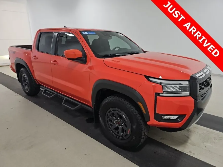 2025 Nissan Frontier PRO-4X photo 1