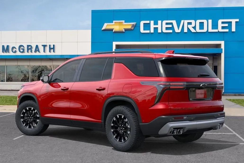 2026 Chevrolet Traverse Z71 photo 1