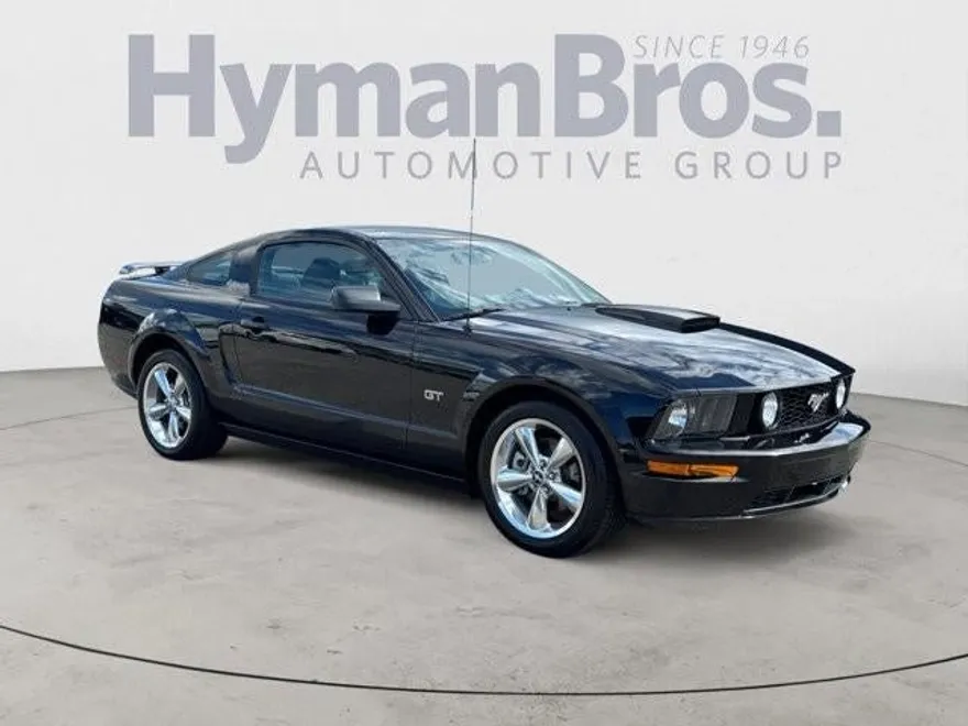 2007 Ford Mustang GT Deluxe photo 1