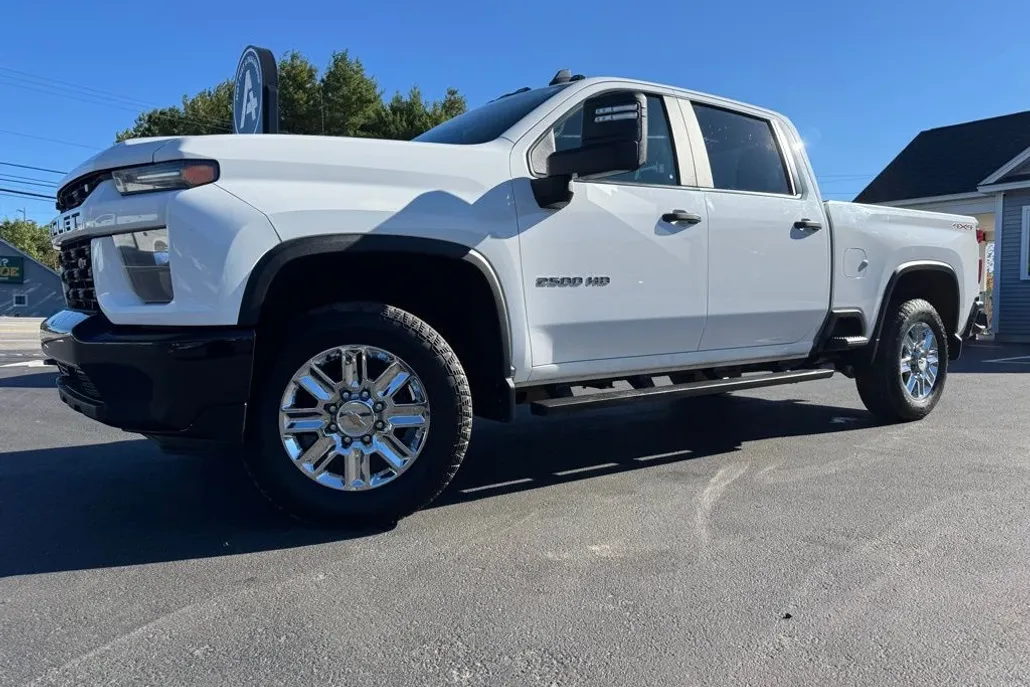 2021 Chevrolet Silverado 2500HD Custom photo 1