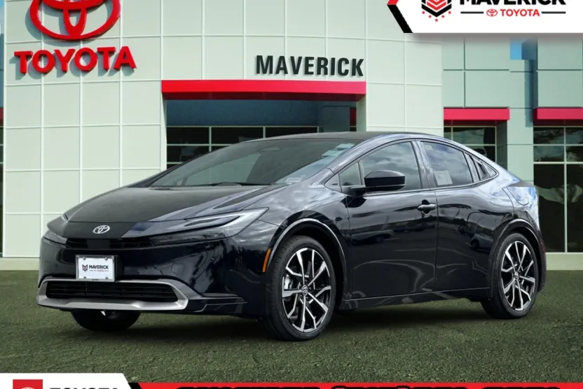 2026 Toyota Prius Plug-in Hybrid XSE photo 1
