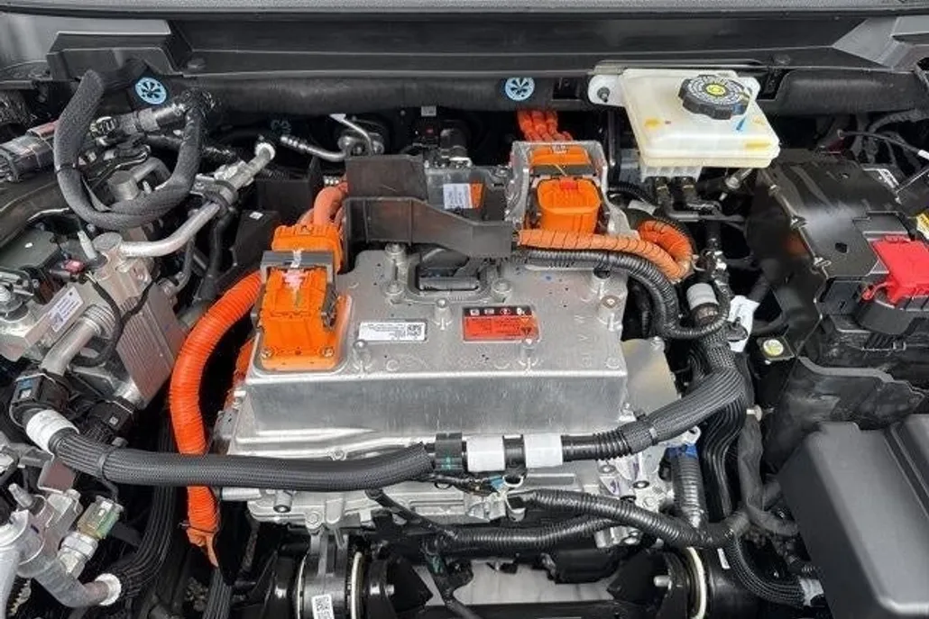 2025 Chevrolet Equinox EV 3RS photo 1