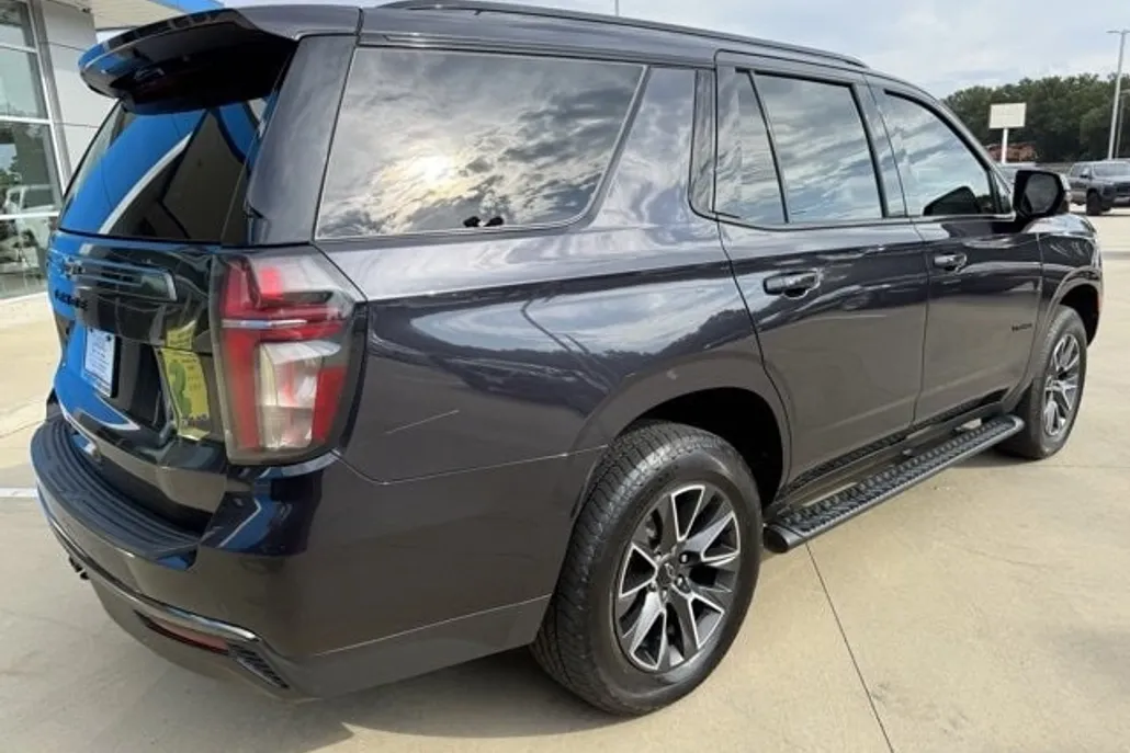 2022 Chevrolet Tahoe Z71 photo 1